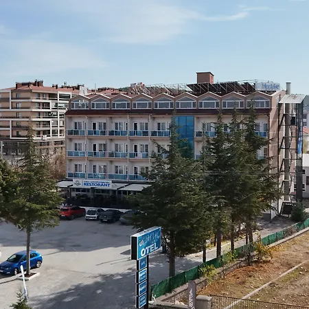 Blue Hotel *